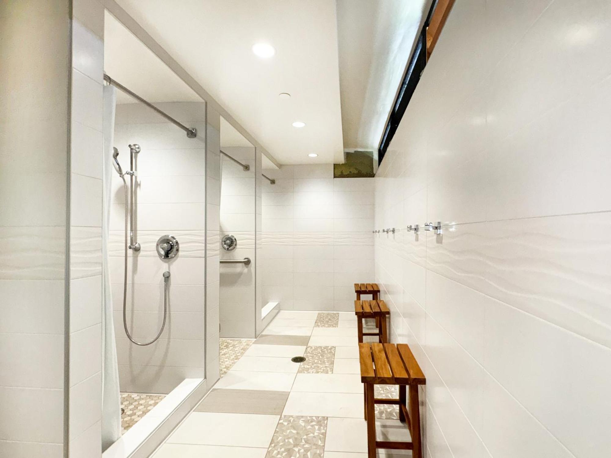 Waikiki Banyan 1Br With Great Ocean Views, Steps To Beach & Parking! Honolulu Exterior photo